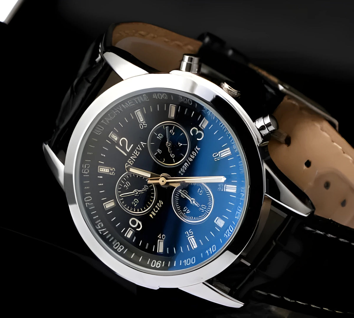 Men's quartz watch with blu-ray colourful glass, three-eye dial, black or brown belt, black or white dial.