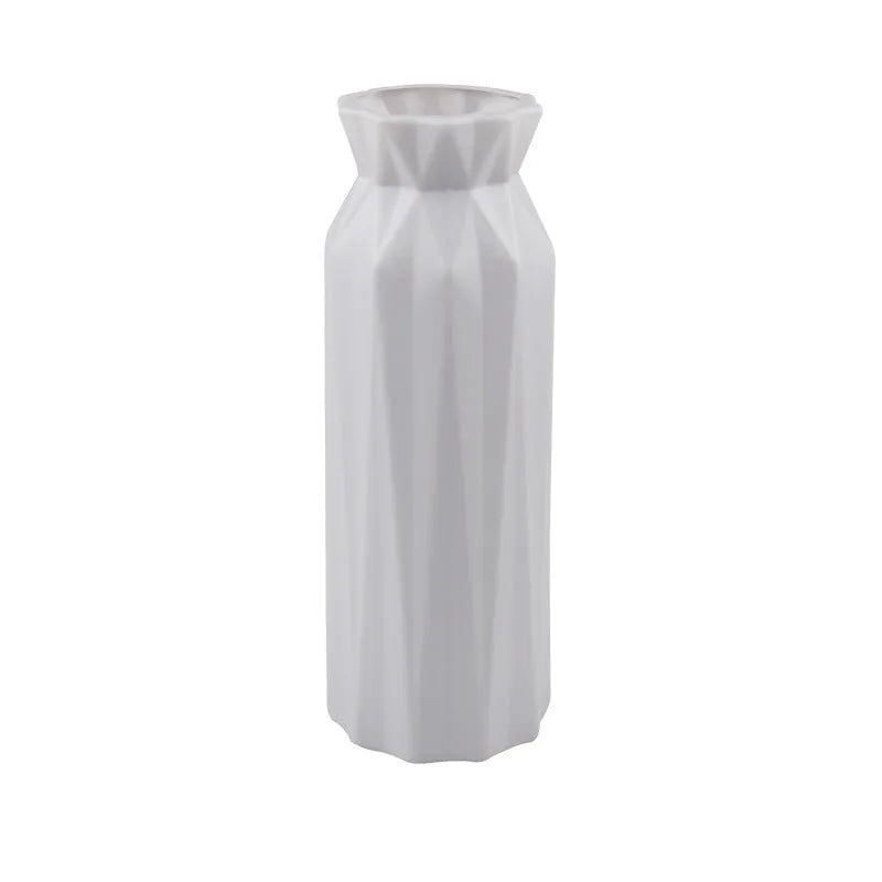 Simple drop-resistant melamine vase in green, grey, pink, or white with 7.2cm base diameter for stable floral displays.