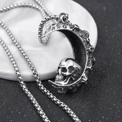 Men's silver stainless steel necklace with a detailed alloy skull pendant on a chain.