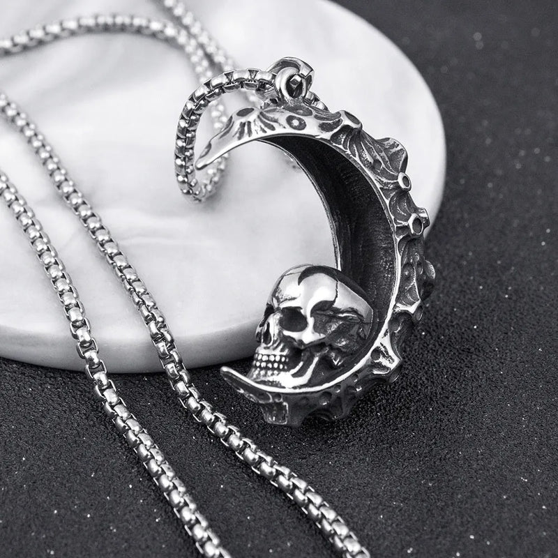 Men's stainless steel necklace with alloy pendant, available in six designs including silver dagger, silver grimace, silver Hot Wheels, silver moon skull, silver screw pattern, and silver sun, suitable for casual and sports style wear.