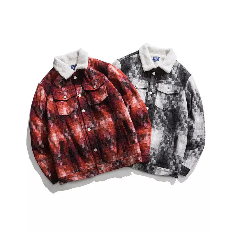 Mosaic wool lamb top in black or red, sizes M to XXL, 100% polyester fiber