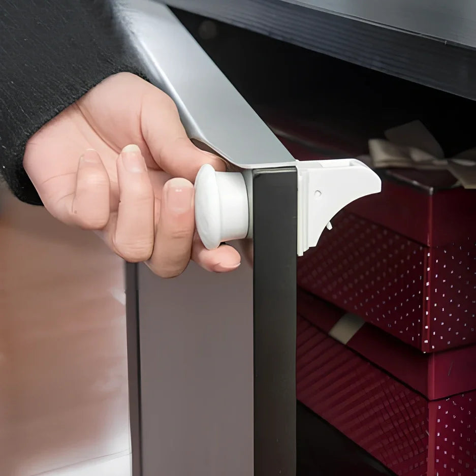 White ABS child safety magnetic locks with normally open switch, 3.8cm size with magnetic key