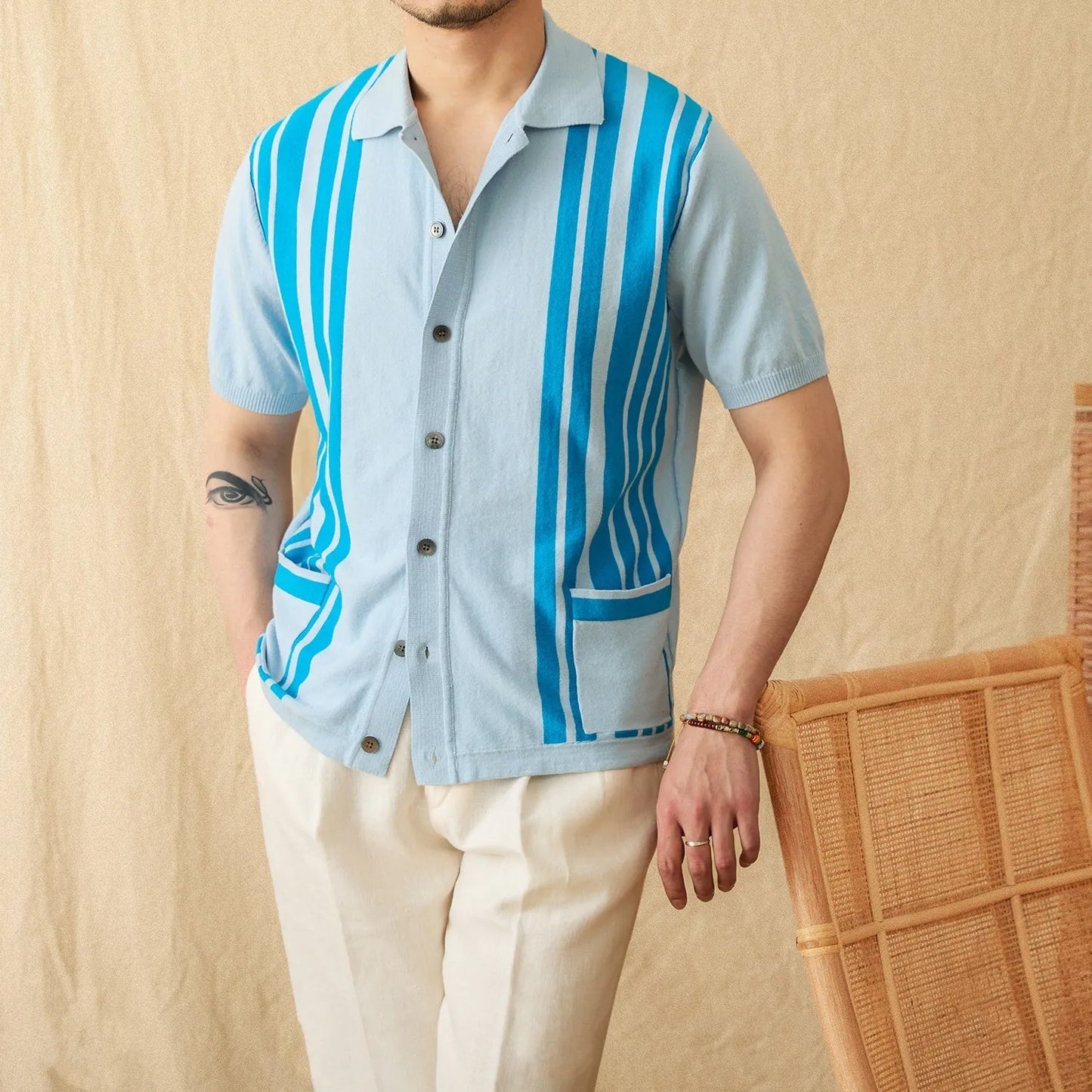 Short-sleeved knitted cardigan polo shirt in royal blue with lapel collar and striped pattern, sizes M to 3XL