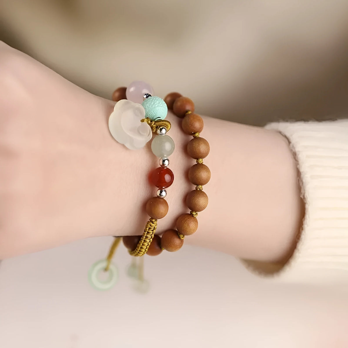 Women's double ring bracelet with sandalwood fragrance, hand-woven ebony and traditional Ruyi pattern