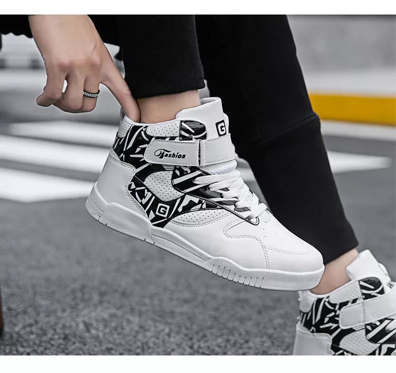 Men's high-top casual sneakers with Velcro closure in black and white colors