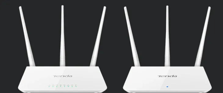 White dual-band wireless router with 2.4G and 5G frequency support for broadband networks