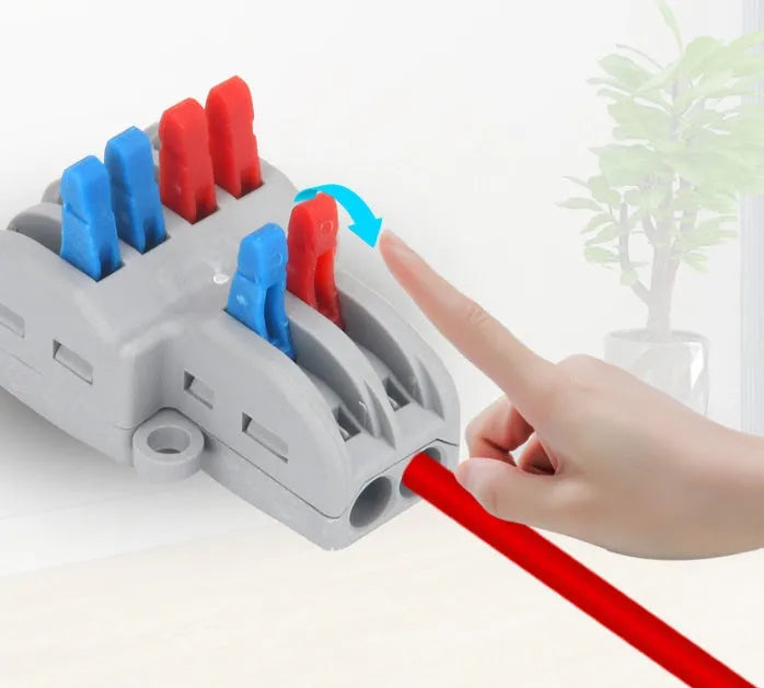 SPL quick wire connector for 0.08-4.0mm² electrical wires with fire-insulating shell.