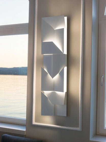 Minimalist iron wall lamp in matte white with LED lighting and slim profile