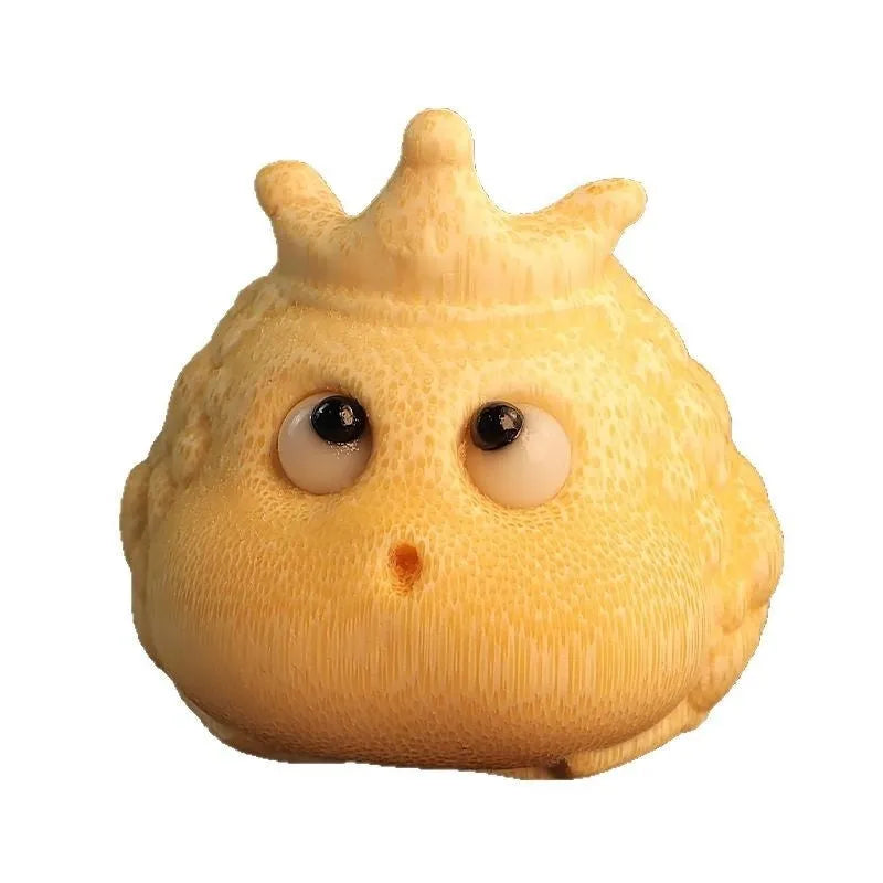 Solid bamboo carving ornament showing Crown Princess toad design with 5.0 live eye specification and hand-carved details