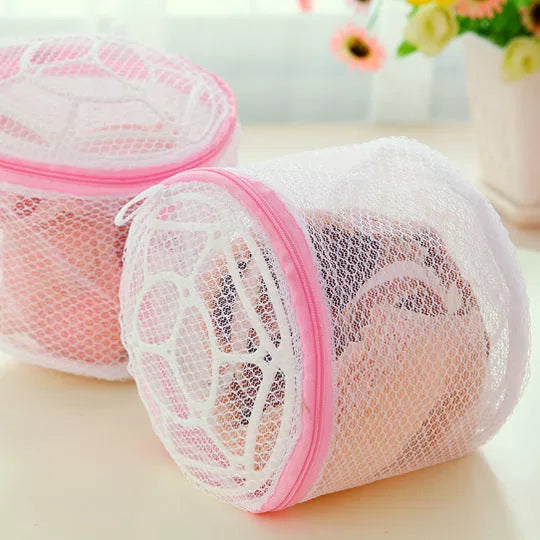 Pink anti-deformation washing storage bag for laundry protection