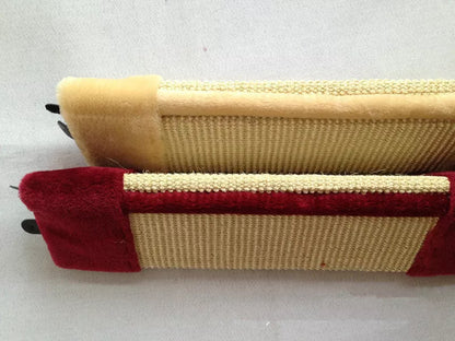 Foldable eco-friendly cat scratcher with sisal rope and plush fabric, includes cat grass