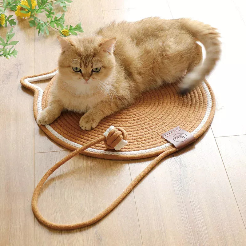 Braided cotton rope cat claw mat with integrated toy ball in various colors