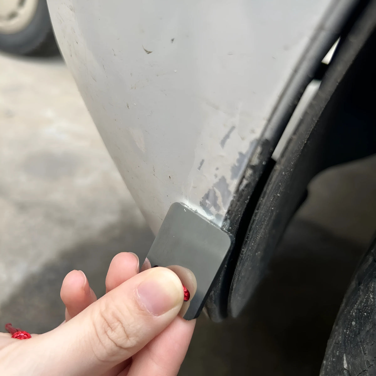 Silver metal car paint point repair scraper tool for automotive touch-up applications