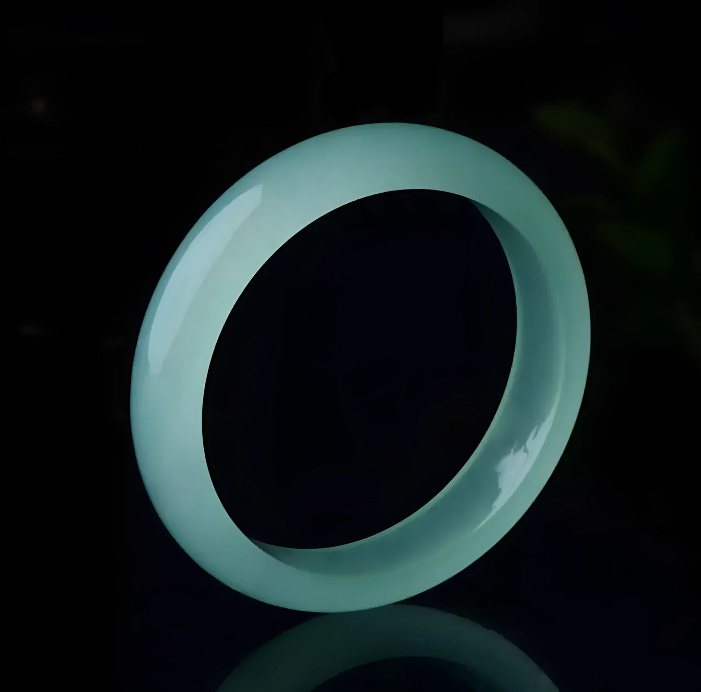 Oil cyan light green jade quartz rock bracelet for women in modern simplicity style, shown in blue and green colour options.