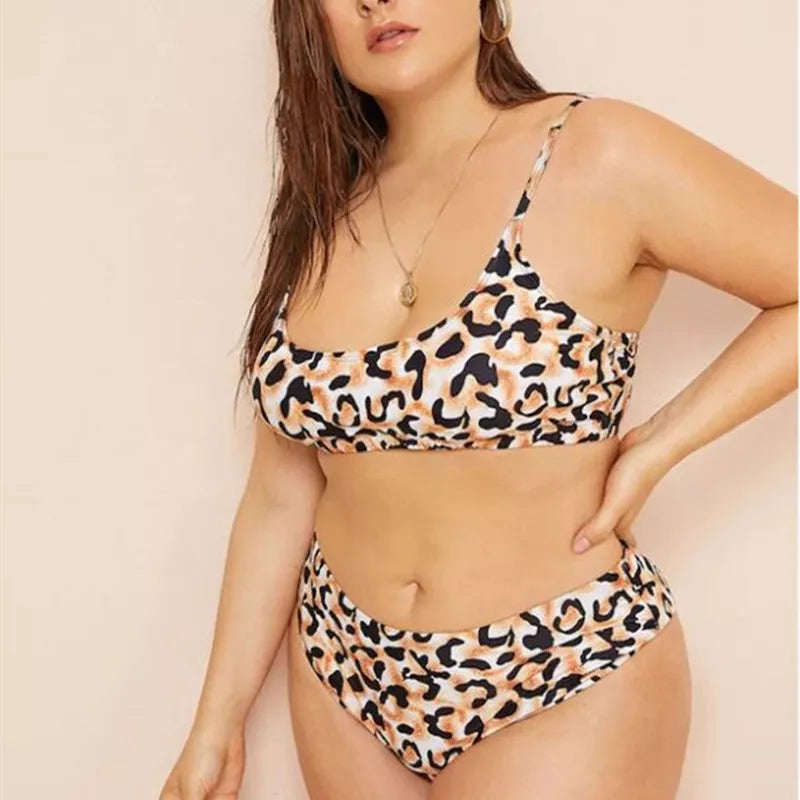 Plus size leopard print bikini with chest pad for summer beachwear