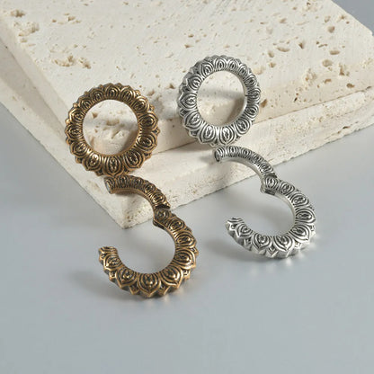 Magnetic earrings with heart or lotus shape in antique silver or ancient gold finish