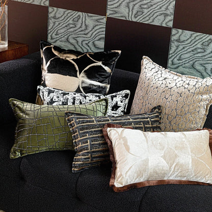 Black gold abstract pattern flannel bronzing pillowcase in 30x50cm, 45x45cm, and 50x50cm sizes with removable design