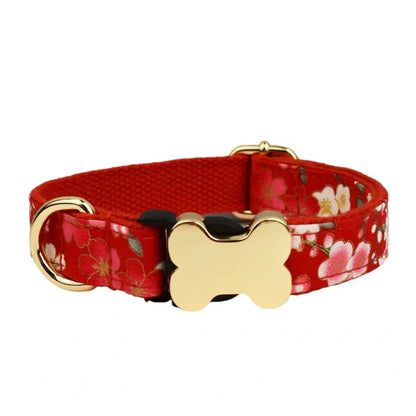 Nylon dog collar with bone buckle and printed grid pattern in adjustable sizes