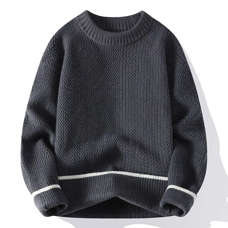 Men's grey loose-fit pullover sweater with round neck and long sleeves for autumn wear