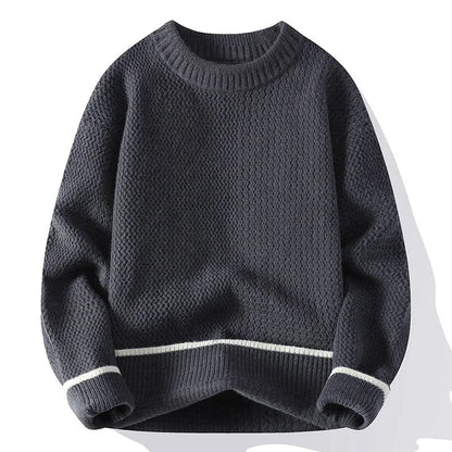Men's grey loose-fit pullover sweater with round neck and long sleeves for autumn wear