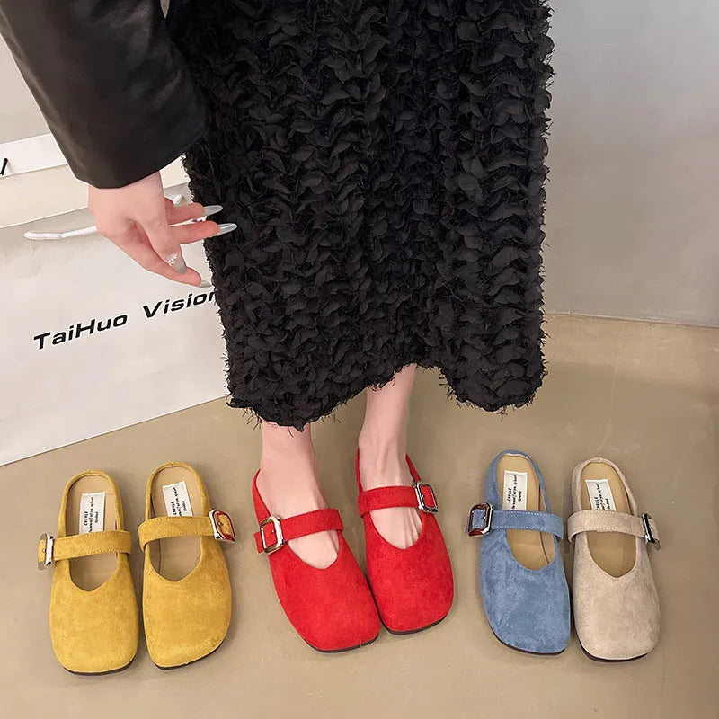 Women's flat square toe slipper in apricot colour with a rubber sole and PU upper.