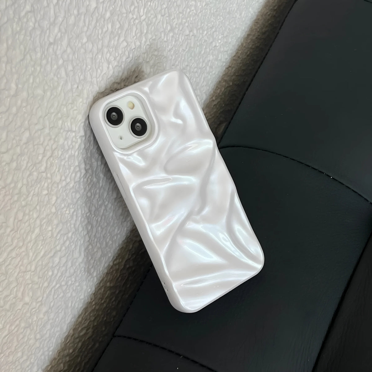 Electroplating three-dimensional pleated phone case in wrinkled pearl white, TPU, for iPhone 11-16 Pro Max