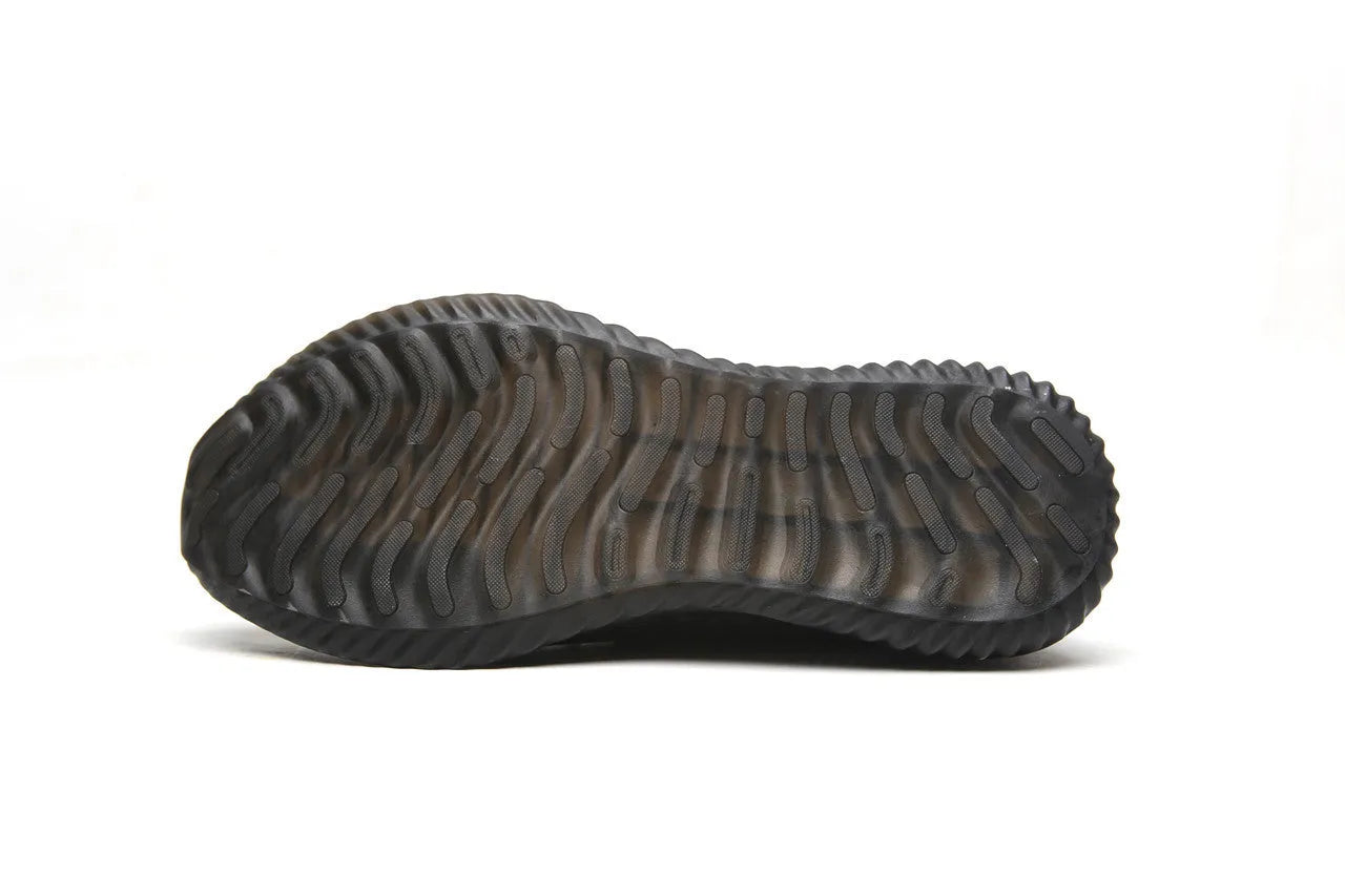 Steel toe cap safety shoes in black with EVA sole for shock absorption and anti-static features