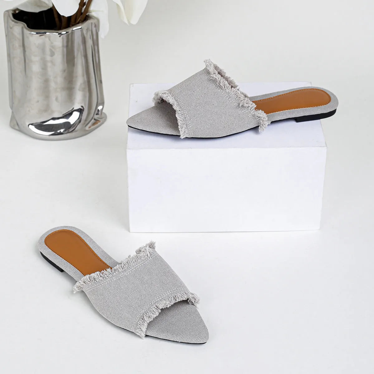 Women's denim casual slippers with tassel detail in various colours