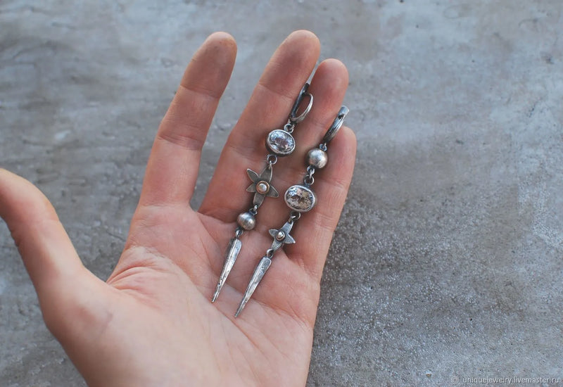 Hesheng Geometric Ancient Silver-Plated Alloy Long Rhinestone XINGX Pendant Earrings, a pair of personality-style drop earrings with antique silver colour, geometric shape, and alloy construction for statement jewellery.
