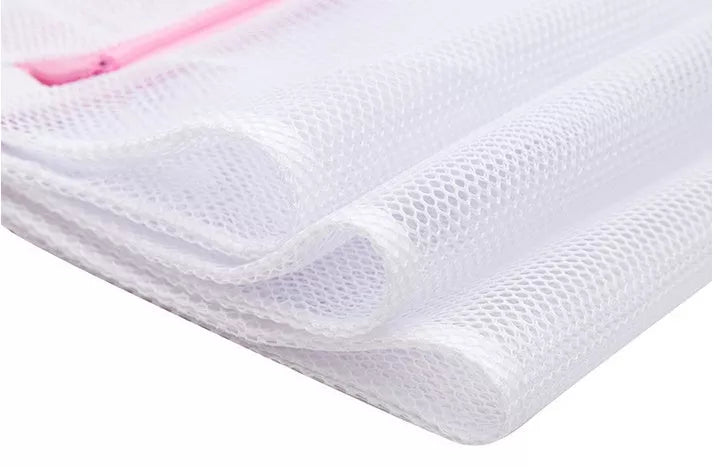 White nylon mesh laundry bag set for delicate garments protection