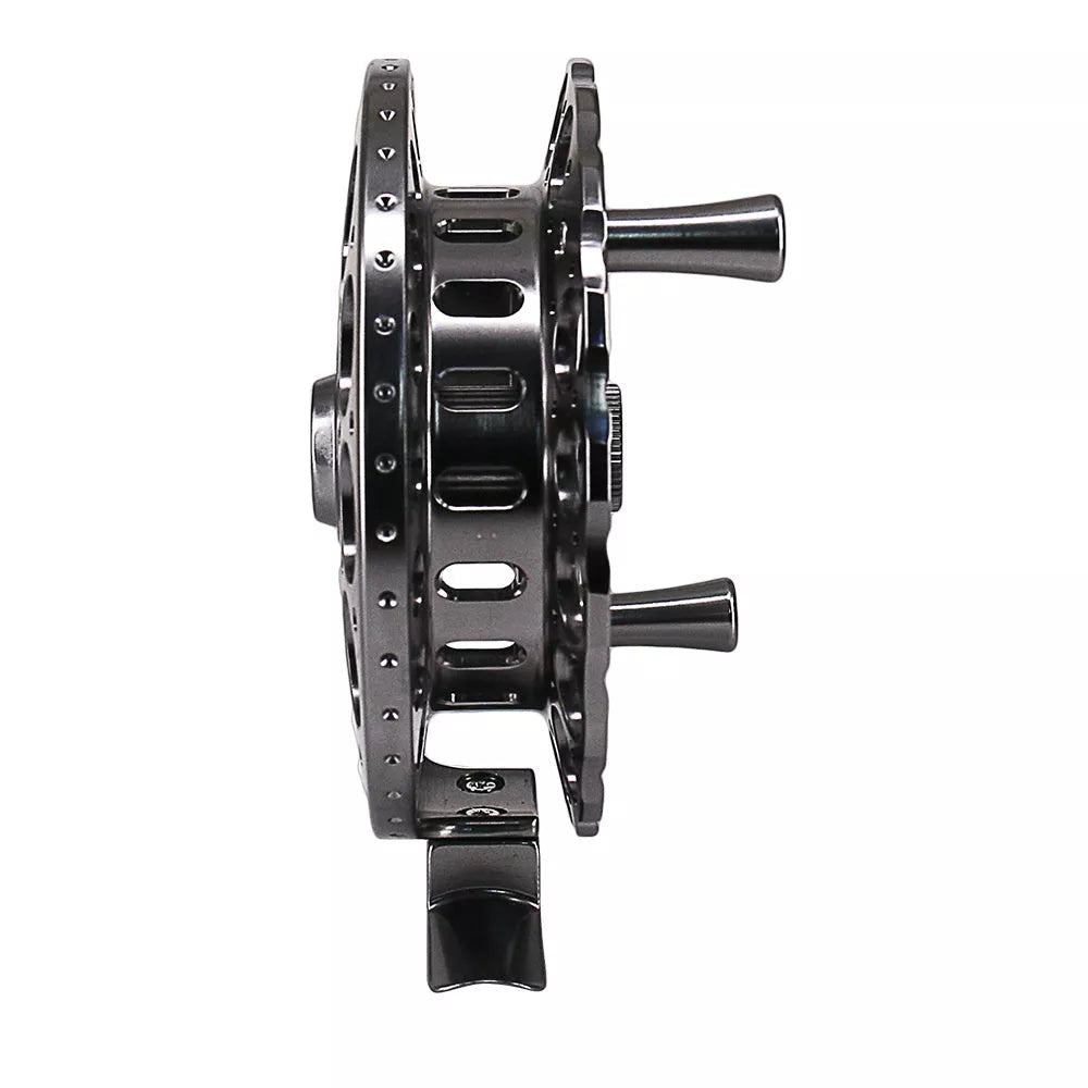 Full metal raft fishing reel with 1:1 speed ratio in red