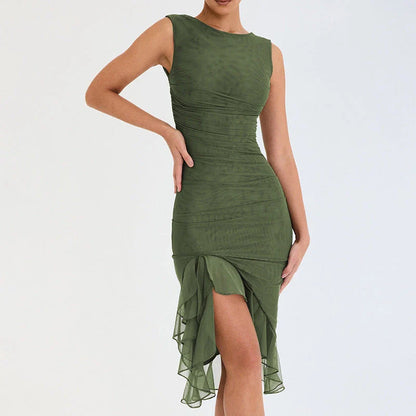 Slim, sleeveless mini dress in various colors, perfect for summer parties and clubs
