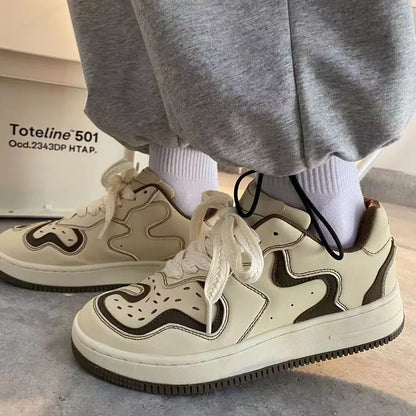 Men and women's thick sole casual sports shoes in coffee and black