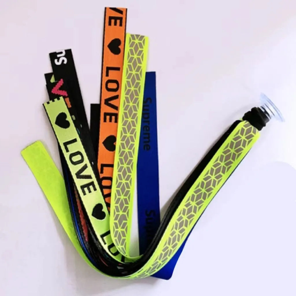 Children's helmet streamer with 60 cm polyester ribbon in colours like apricot and khaki for roller skating and skiing