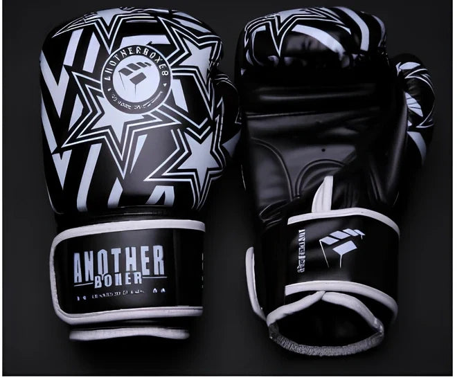 Children's 4oz boxing gloves with 4cm palm width for 3-5 year old martial arts training