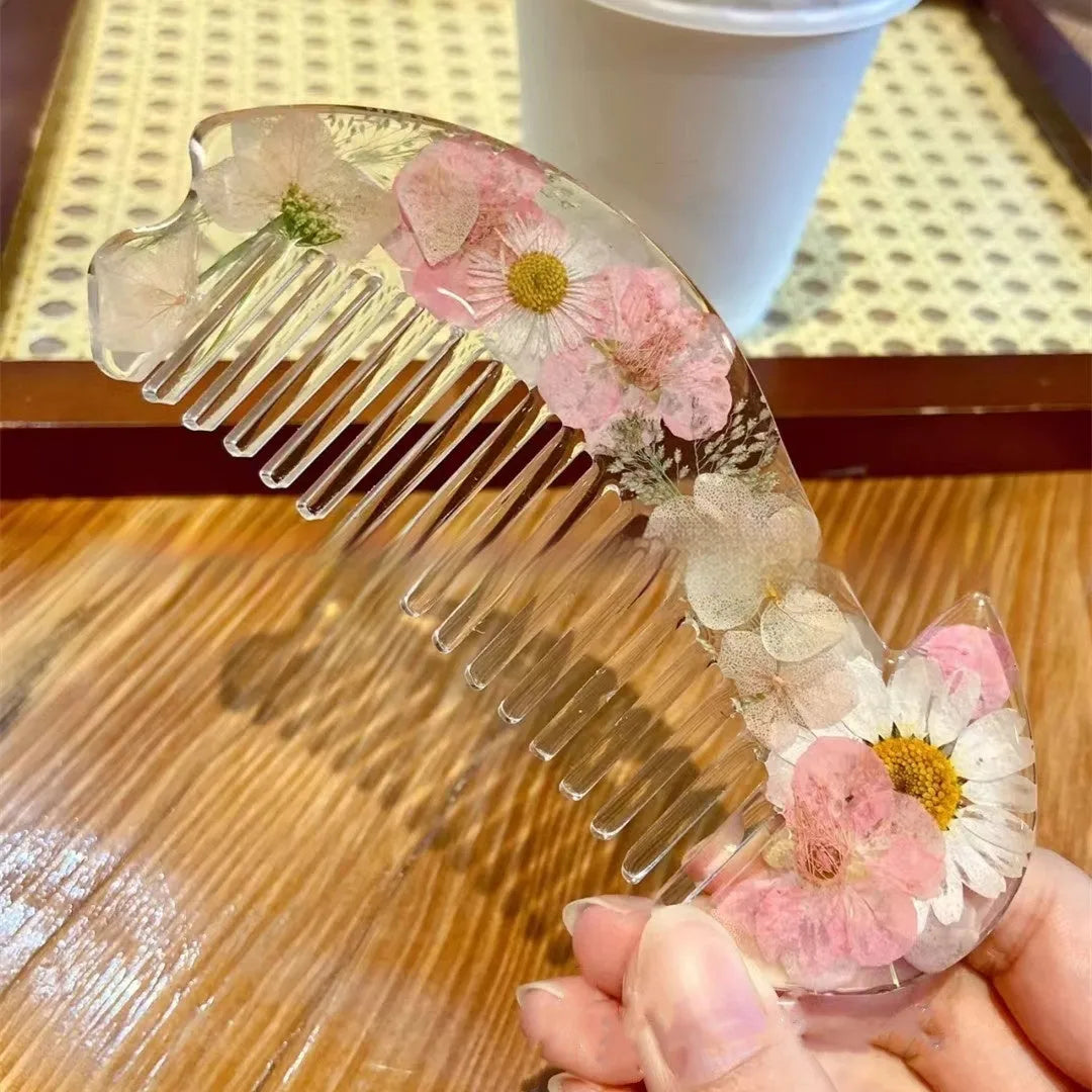 Crystal glue mirror glossy resin comb in choice of three colours measuring under 10cm