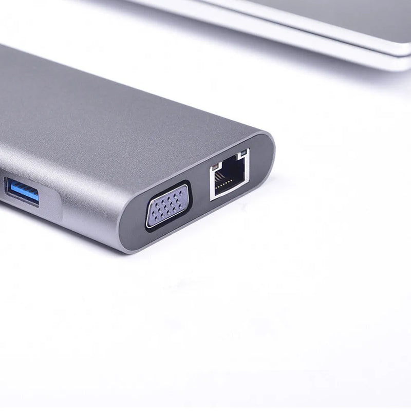 Apple MacBook docking hub PD power bank with 10-in-1 connectivity hub, compatible with iPhone models, featuring USB-C power delivery and 5GB data transmission rate, ideal for trade fairs and mobile professionals