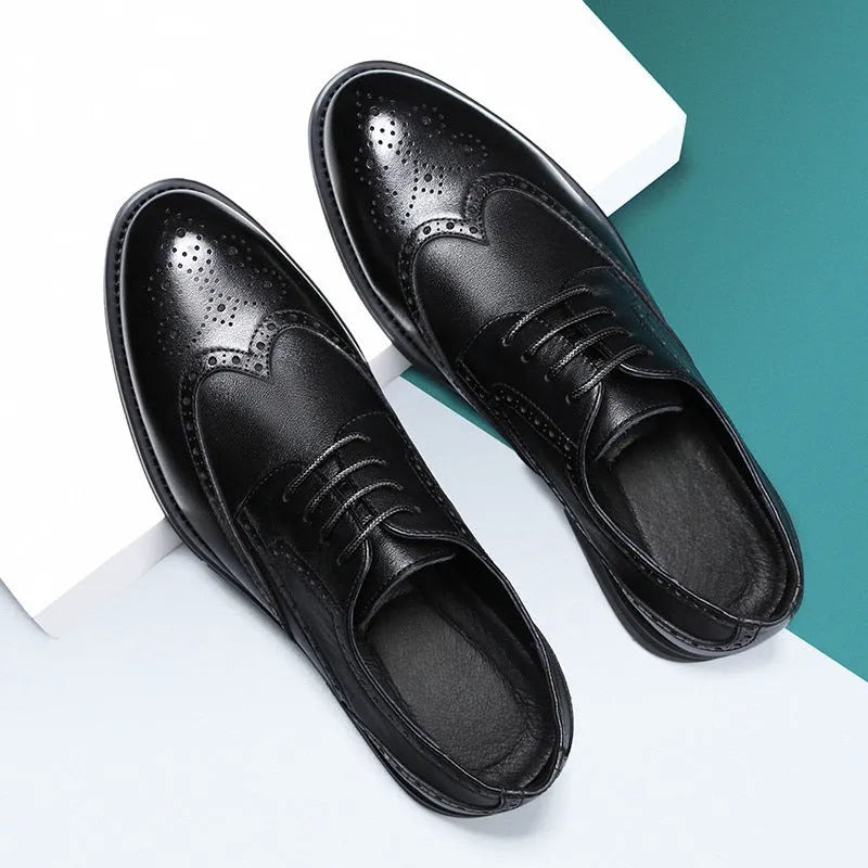 Men's black and brown brogue leather shoes with decorative perforations, business style formal footwear