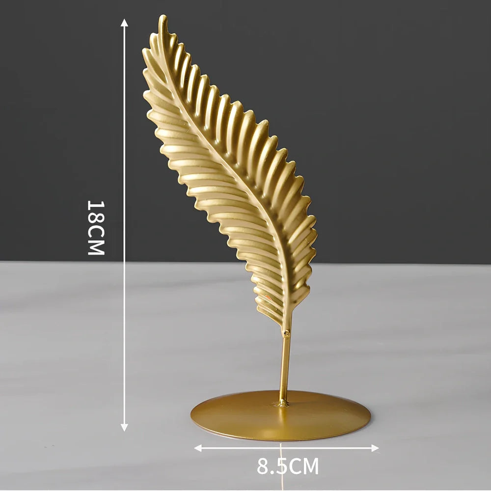 Nordic geometric wrought iron ornament with copper finish measuring 15x20cm