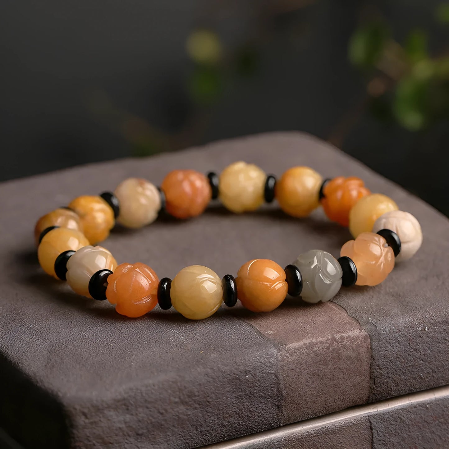 Hetian jinsi jade bracelet with geometric pumpkin beads and lotus bead decoration