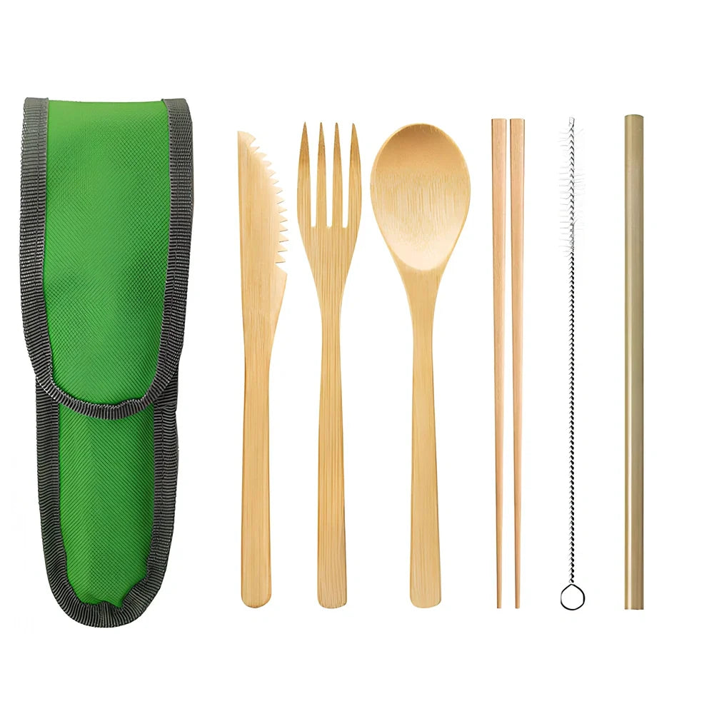 Bamboo cutlery set with 20cm utensils, stainless steel straw and cleaning brush in natural colour