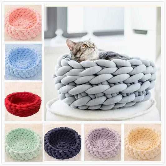 Soft, plush pet bed in various colors and sizes for cats and dogs to sleep comfortably