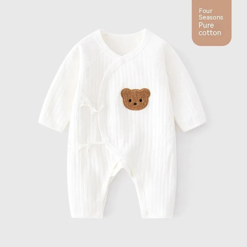 Cotton newborn jumpsuit with long sleeves, teddy bear jacquard strap, top fly lace closure, white or yellow
