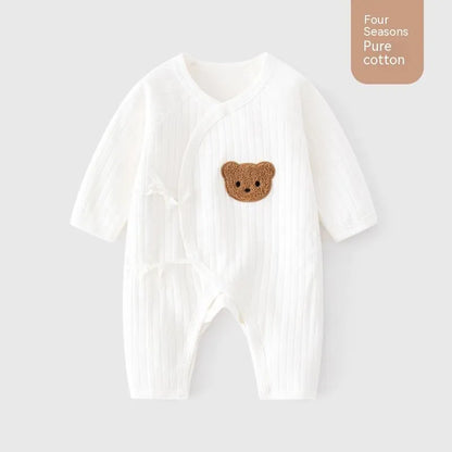 Cotton newborn jumpsuit with long sleeves, teddy bear jacquard strap, top fly lace closure, white or yellow