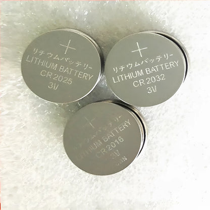 CR2032 CR2025 CR2016 3V alkaline button cell batteries showing 20mm diameter coin cells