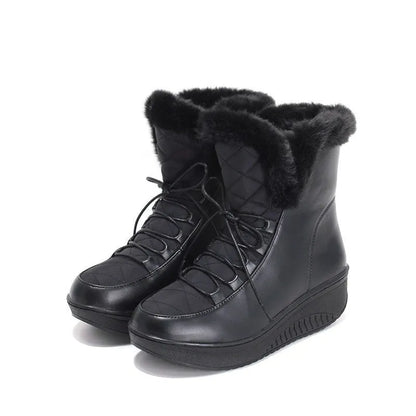 Women's winter boots in black with 3cm platform, water-resistant PU leather, and plush lining
