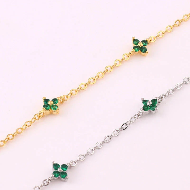 Stylish and versatile blue flower necklace with adjustable chain and vibrant floral accents, perfect for vacations, beaches, and everyday wear.