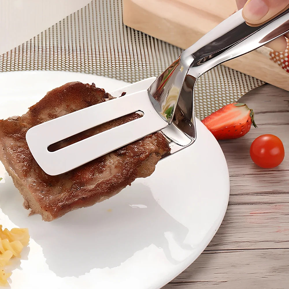 Stainless steel barbecue tongs with 32cm handles and serrated gripping surfaces