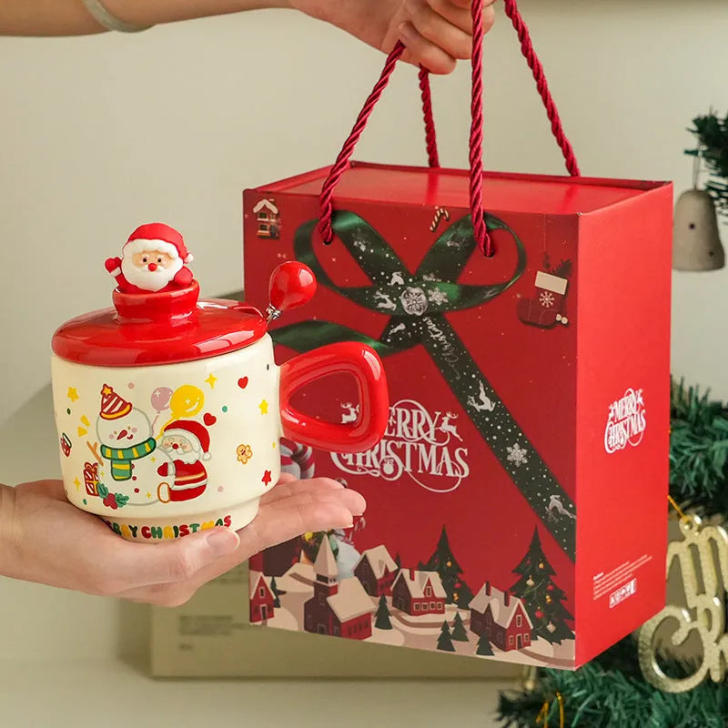 Christmas ceramic cup with lid, 8cm height, 9cm caliber, 301-400ml, round single-layer cartoon festive design