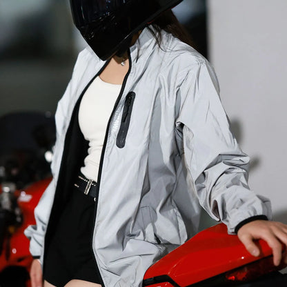 Waterproof polyester long sleeved top in BL220 silver colour showing front view and sizing details
